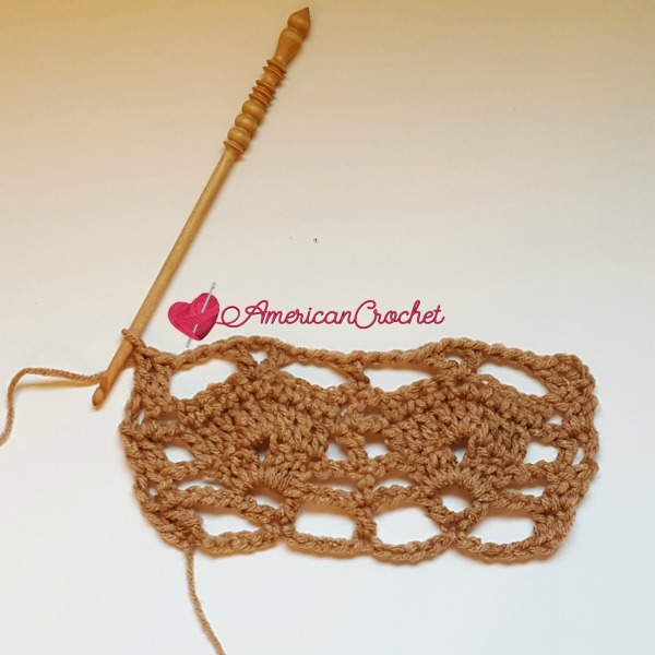 Delicato | Special Crochet Stitch | American Crochet @americancrochet.com #SpecialCrochetStitch