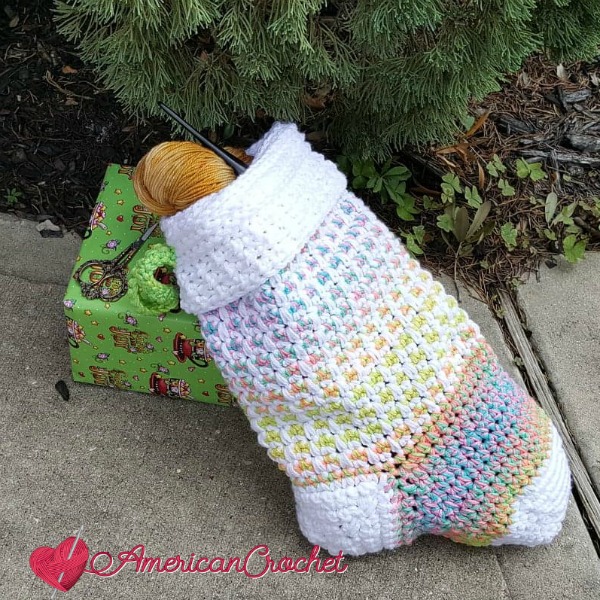Magical Retro Christmas Stocking | American Crochet @americancrochet.com #crochetalong