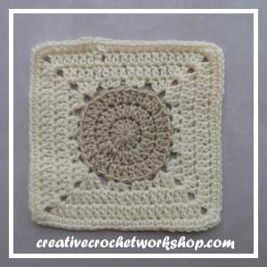 Little Red Riding Hood | Free Crochet Pattern | American Crochet @americancrochet.com @creativecrochetworkshop.com #freecrochetpattern #contributorpost #tutorial