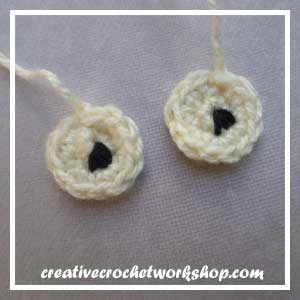 Little Red Riding Hood | Free Crochet Pattern | American Crochet @americancrochet.com @creativecrochetworkshop.com #freecrochetpattern #contributorpost #tutorial