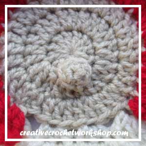 Little Red Riding Hood | Free Crochet Pattern | American Crochet @americancrochet.com @creativecrochetworkshop.com #freecrochetpattern #contributorpost #tutorial