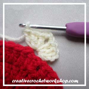 The Bad Apple | Free Crochet Pattern | American Crochet @americancrochet.com @creativecrochetworkshop.com #freecrochetpattern #crochetalong