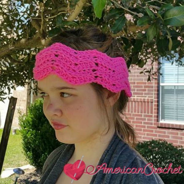 Peaks and Valleys Headband | Free Crochet Pattern | American Crochet @americancrochet.com #freecrochetpattern