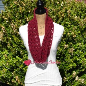 Alpaca Mood Cowl | Free Crochet Pattern | American Crochet @americancrochet.com #freecrochetpattern
