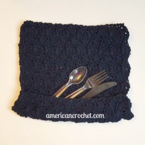 Picnic Pocket Napkin | Free Crochet Pattern | American Crochet @americancrochet.com #freecrochetpattern