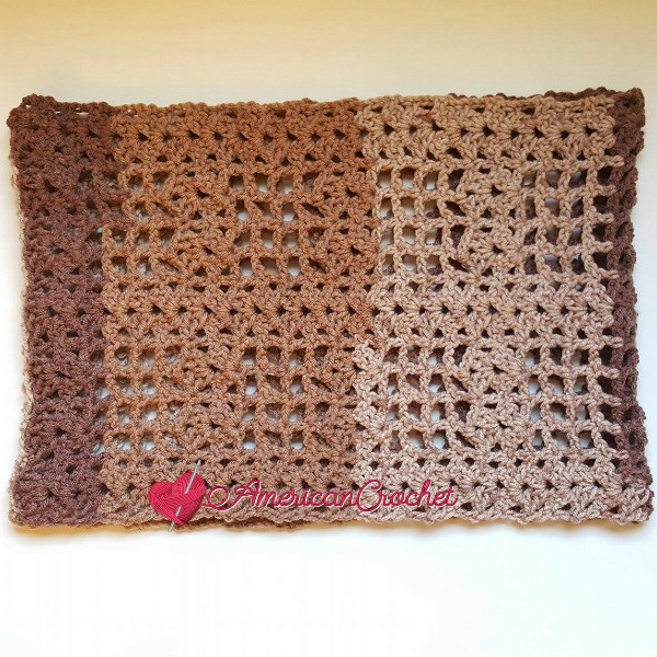 Shell Frames Tutorial | American Crochet @americancrochet.com #ShellFramesTutorial