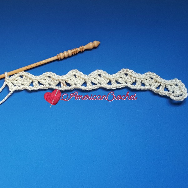 Shell Frames Tutorial | American Crochet @americancrochet.com #ShellFramesTutorial