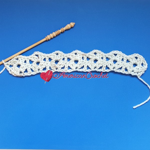 Shell Frames Tutorial | American Crochet @americancrochet.com #ShellFramesTutorial