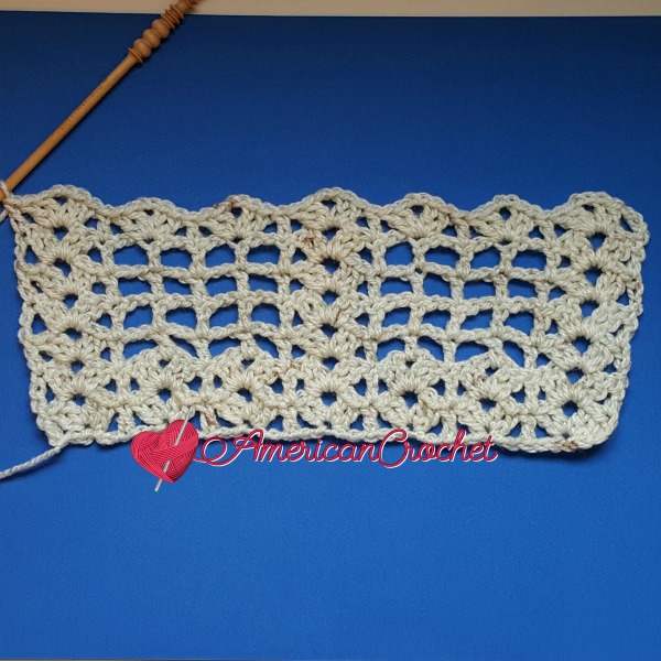 Shell Frames Tutorial | American Crochet @americancrochet.com #ShellFramesTutorial