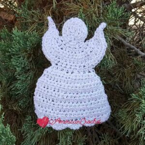 Sweet Christmas Angel Applique | Crochet Pattern | American Crochet @americancrochet.com #crochetpattern