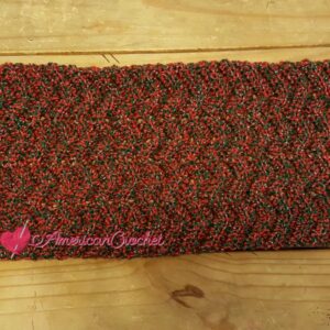 Ripple Table Runner | Free Crochet Pattern | American Crochet @americancrochet.com #freecrochetpattern