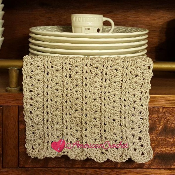 Vintage Lace Shells Dishcloth | Free Crochet Pattern | American Crochet @americancrochet.com #freecrochetpattern