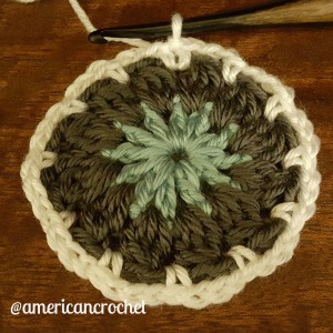 Tiffany Circle in A Square | American Crochet @americancrochet.com 