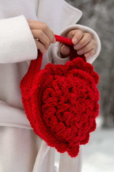 AC_SWEETHEART_CROCHET_CLUTCH_SFI