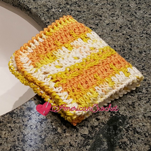 Effortless Washcloth | Free Crochet Pattern | American Crochet @americancrochet.com #freecrochetpattern