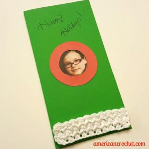 Crafting Holiday Cards | American Crochet | #americancrochet @americancrochet.com #holiday #crafting
