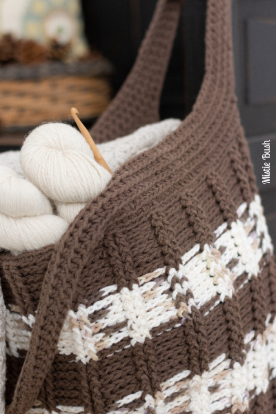 Smores Tote | Crochet Pattern | American Crochet @americancrochet.com