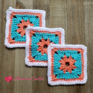 Shabby Chic Belt | Crochet Pattern | American Crochet @americancrochet.com #bloghop #crochetpattern