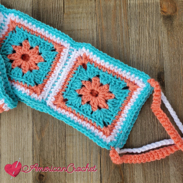 Shabby Chic Belt | Crochet Pattern | American Crochet @americancrochet.com #bloghop #crochetpattern
