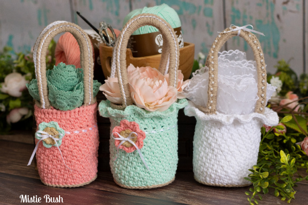 Spring Morning Mini Bag | American Crochet @americancrochet.com