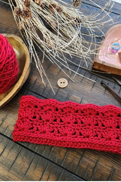 Bonfire Babe Earwarmer – Free Crochet Pattern